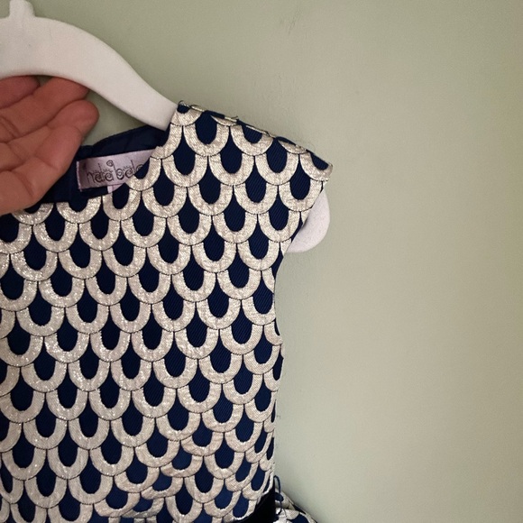 Halabaloo navy/gold holiday dress. Cap sleeve, full skirt, navy velvet tie. 2T - Picture 4 of 15